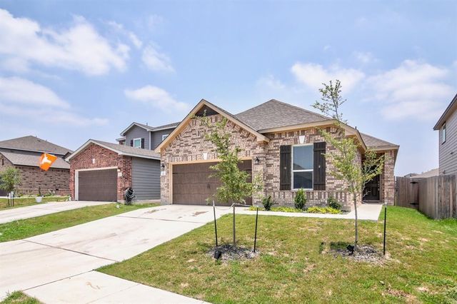 210 Adeline DR, Kyle, TX 78640
