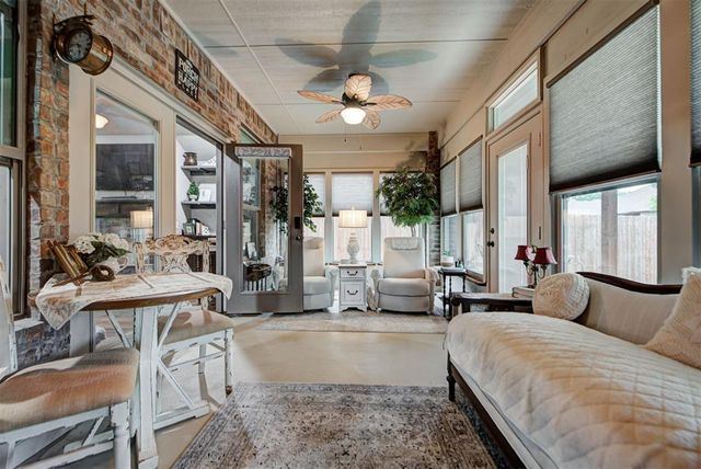 2712 Pebble Creek Street, Moore, OK 73160