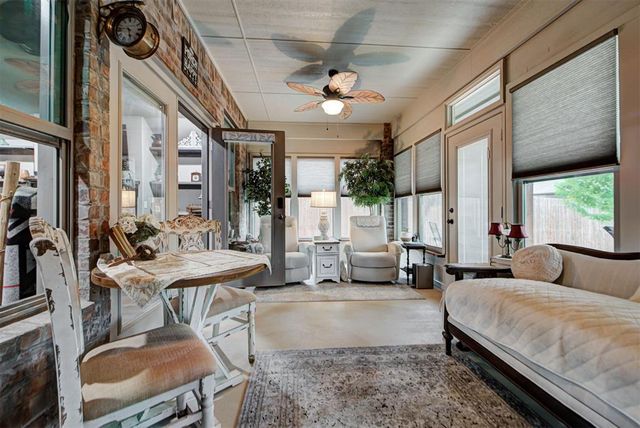 2712 Pebble Creek Street, Moore, OK 73160