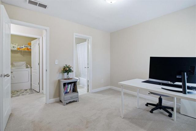 1686 Oakbrook Lake Drive, Norcross, GA 30093