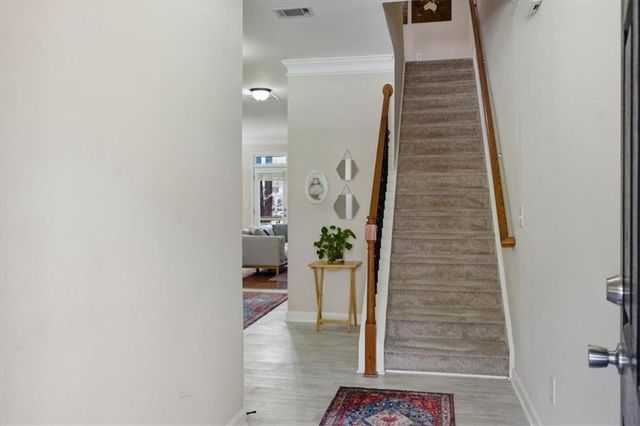 1686 Oakbrook Lake Drive, Norcross, GA 30093