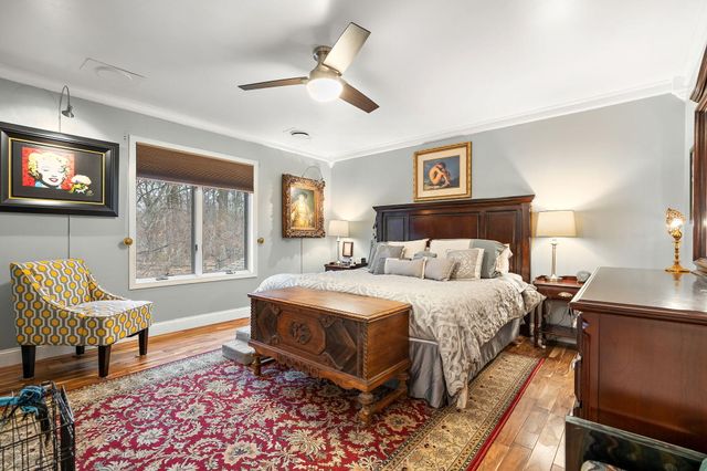 733 S Indiana Avenue, Griffith, IN 46319