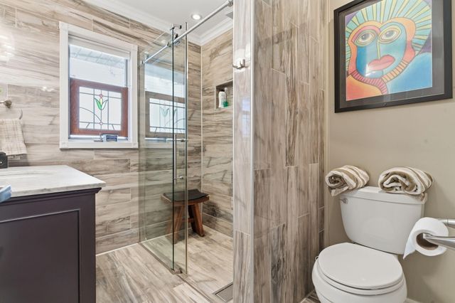 733 S Indiana Avenue, Griffith, IN 46319