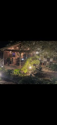 733 S Indiana Avenue, Griffith, IN 46319