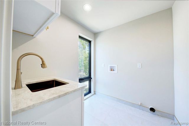 1292 Holland Street, Birmingham, MI 48009