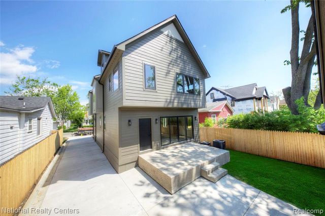 1292 Holland Street, Birmingham, MI 48009