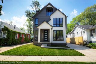 1292 Holland Street, Birmingham, MI 48009