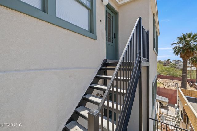 914 W Yandell Drive 3B, El Paso, TX 79902