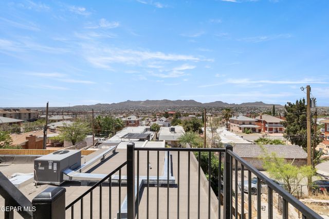 914 W Yandell Drive 3B, El Paso, TX 79902