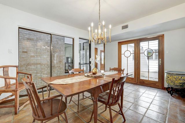 1210 Springridge ST, Round Rock, TX 78664