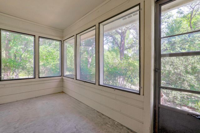 1210 Springridge ST, Round Rock, TX 78664