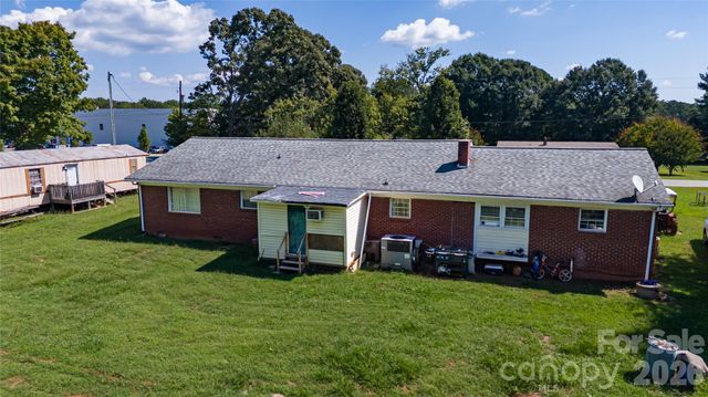 613 Plato Lee Road, Shelby, NC 28150