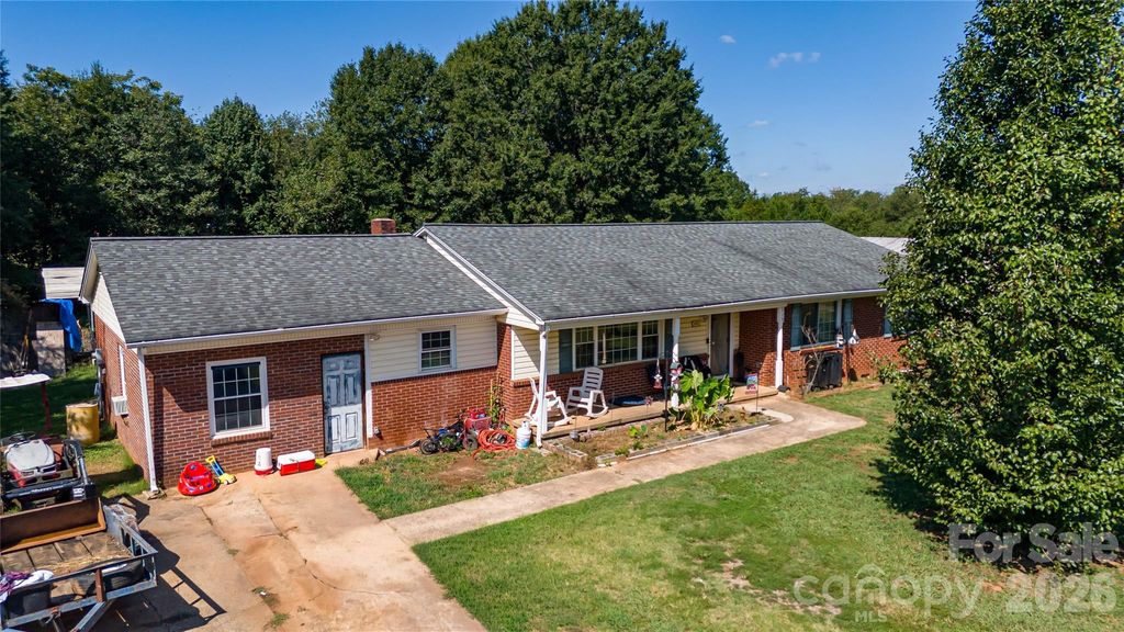 613 Plato Lee Road, Shelby, NC 28150