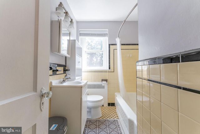 2300 HIGHLAND AVE, Drexel Hill, PA 19026