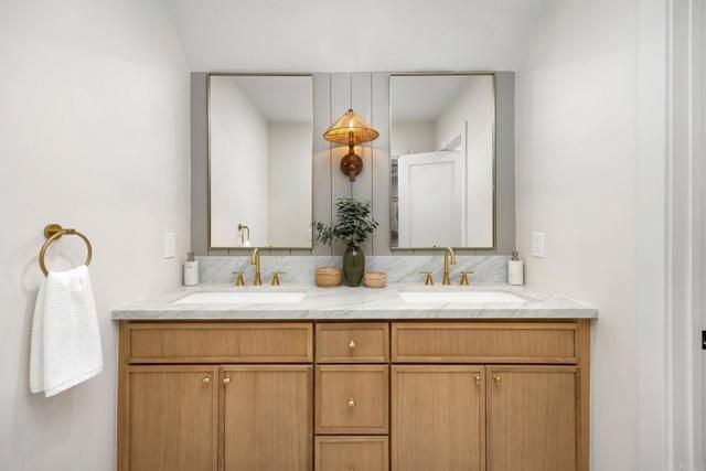 4162 Racquet Club Dr, Huntington Beach, CA 92649