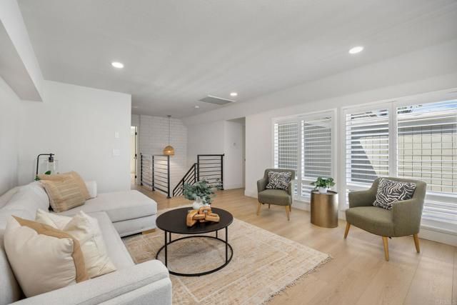 4162 Racquet Club Dr, Huntington Beach, CA 92649
