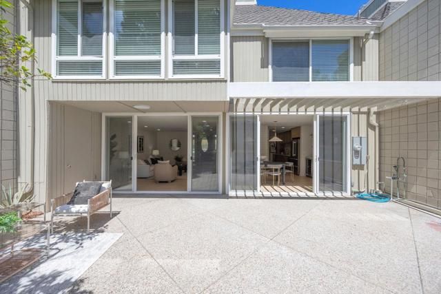4162 Racquet Club Dr, Huntington Beach, CA 92649