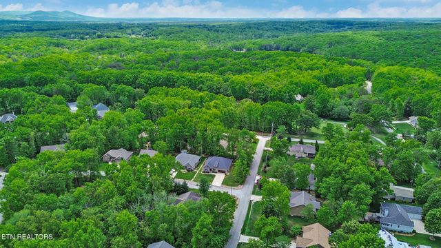 10 King John Lane, Crossville, TN 38558