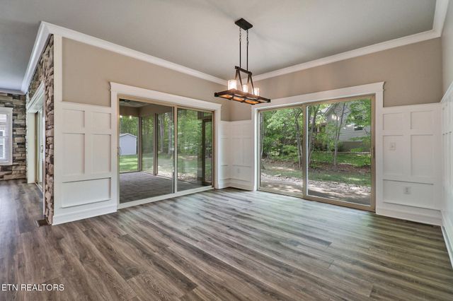 10 King John Lane, Crossville, TN 38558