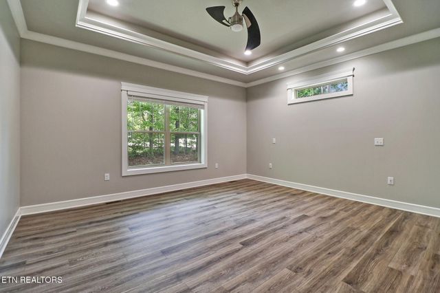 10 King John Lane, Crossville, TN 38558