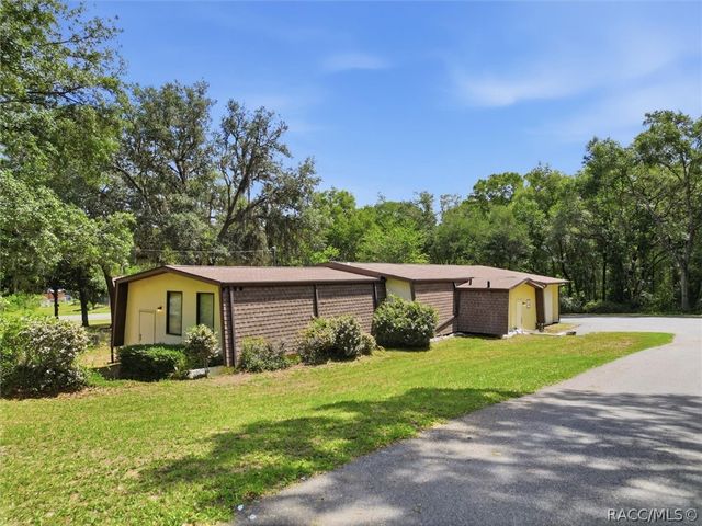 8726 N Ronda Drive, Dunnellon, FL 34433