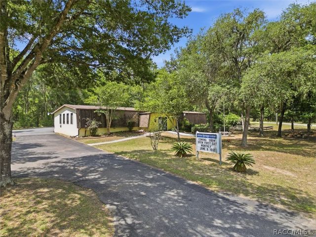 8726 N Ronda Drive, Dunnellon, FL 34433