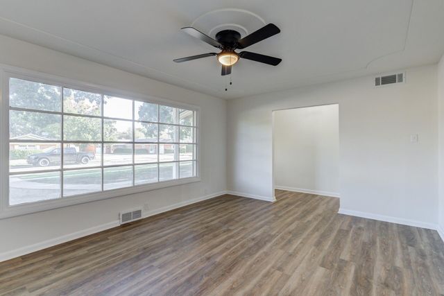 2411 33rd Street, Lubbock, TX 79411