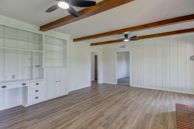 2411 33rd Street, Lubbock, TX 79411