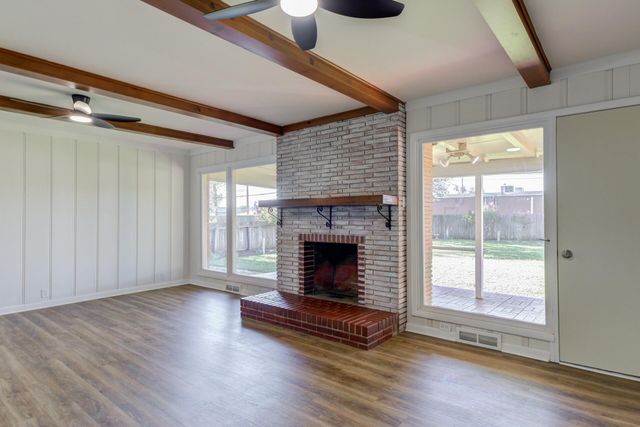 2411 33rd Street, Lubbock, TX 79411