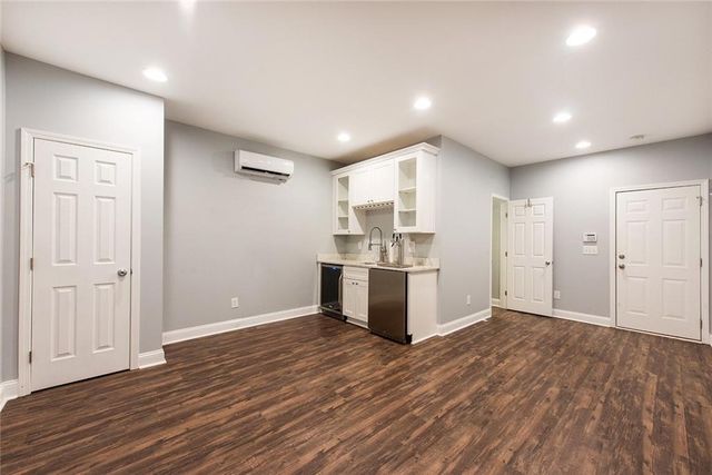 1732 Habershal Road NW, Atlanta, GA 30318