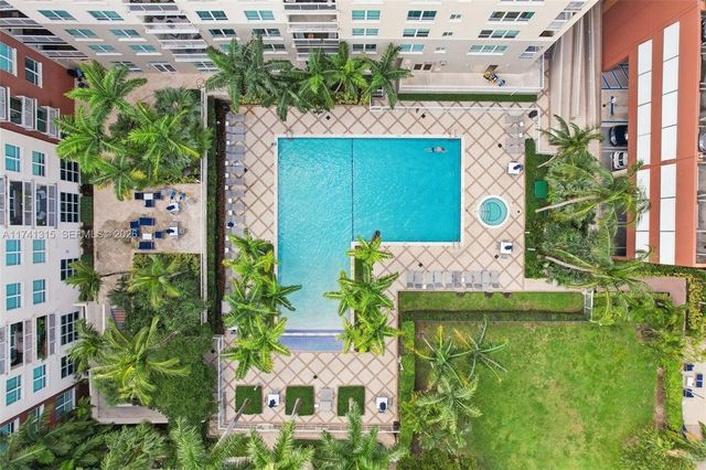 2000 N Bayshore Dr 304, Miami, FL 33137