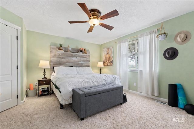 3315 W Acarrera Ct, Meridian, ID 83642