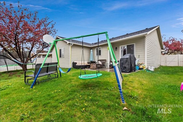 3315 W Acarrera Ct, Meridian, ID 83642