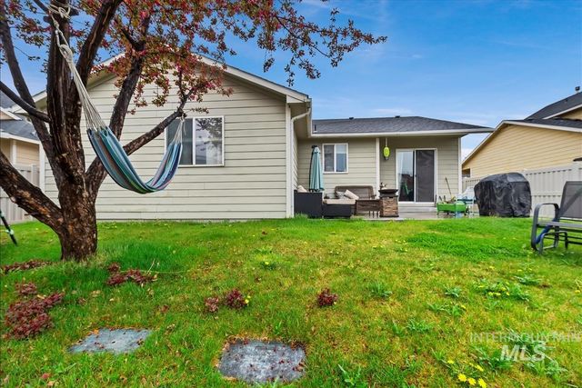 3315 W Acarrera Ct, Meridian, ID 83642