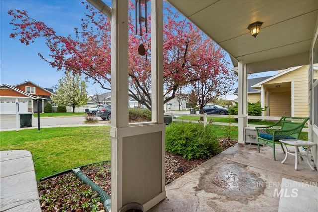 3315 W Acarrera Ct, Meridian, ID 83642