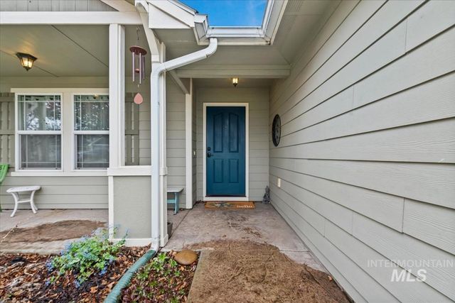 3315 W Acarrera Ct, Meridian, ID 83642