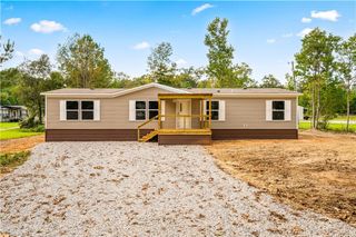 563 MERCER Road, Pineville, LA 71360