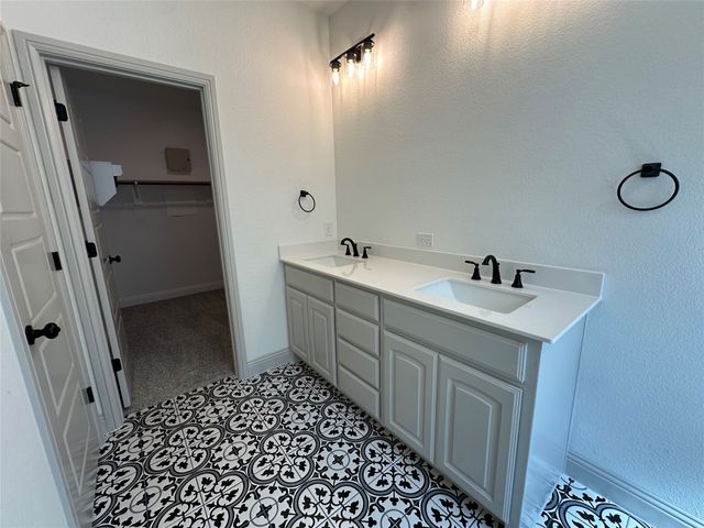 2007 Belle Lagos Lane, Cleburne, TX 76033