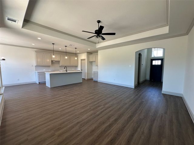 2007 Belle Lagos Lane, Cleburne, TX 76033
