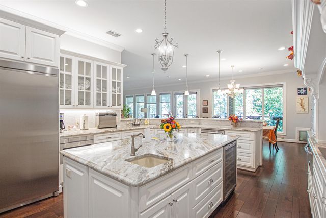 15722 Timberhill Dr, Flint, TX 75762