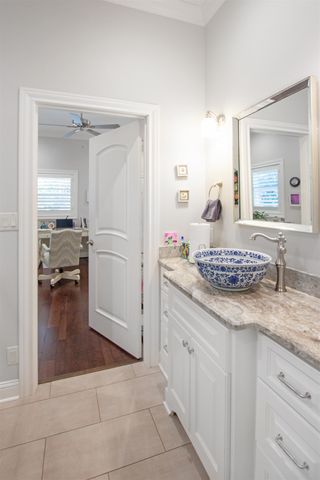 15722 Timberhill Dr, Flint, TX 75762