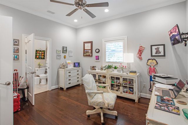 15722 Timberhill Dr, Flint, TX 75762