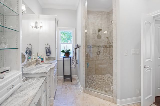 15722 Timberhill Dr, Flint, TX 75762