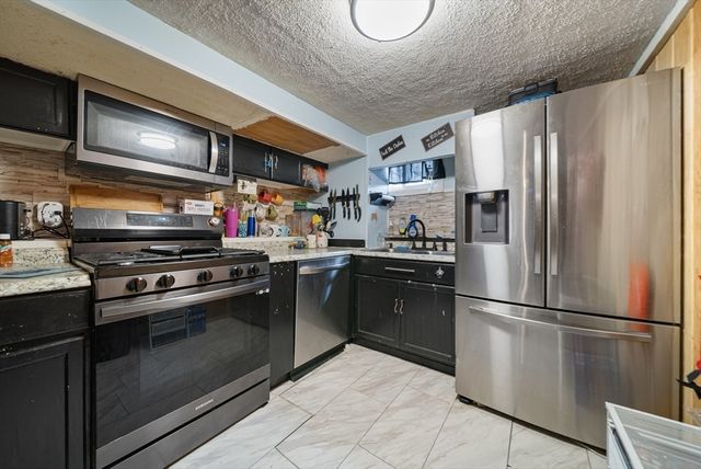 4 Pulver Drive, Peabody, MA 01960