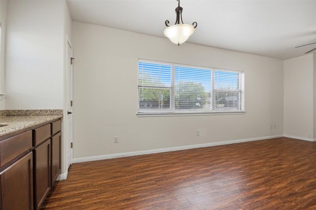 302 W San Antonio ST 101, San Marcos, TX 78666