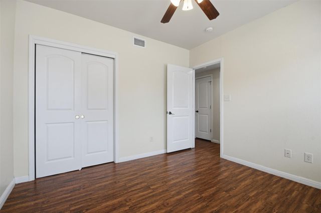 302 W San Antonio ST 101, San Marcos, TX 78666