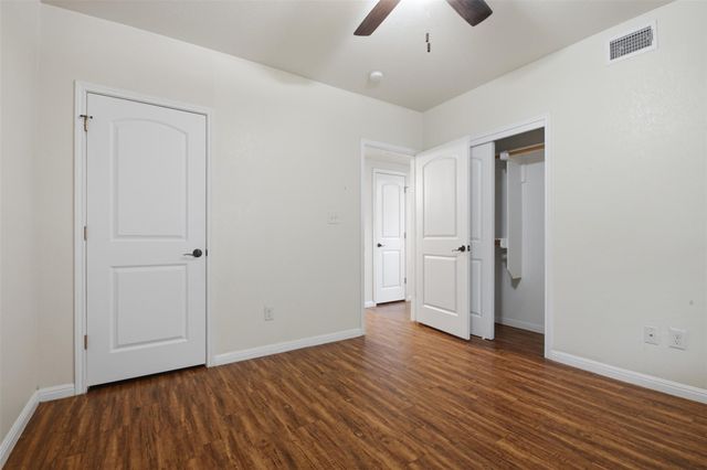 302 W San Antonio ST 101, San Marcos, TX 78666