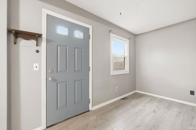 1936 Emerson Avenue, Fort Wayne, IN 46808