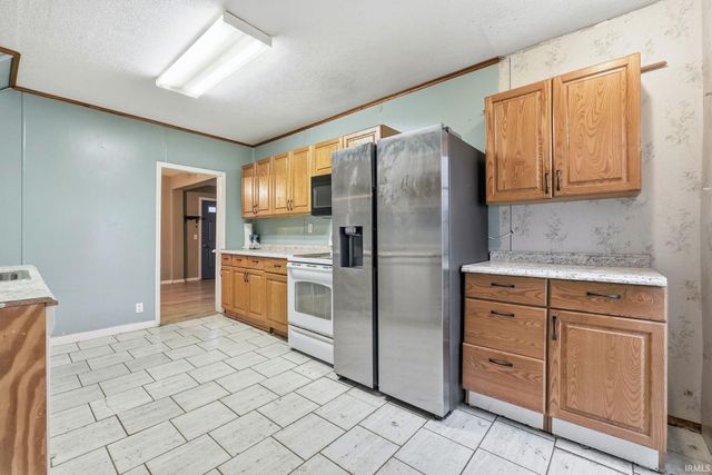 1936 Emerson Avenue, Fort Wayne, IN 46808