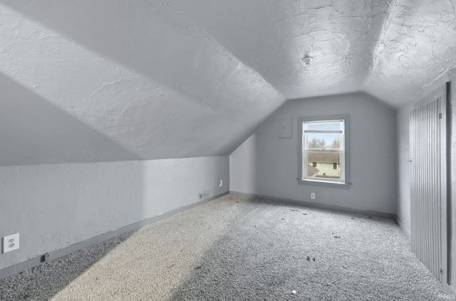 1936 Emerson Avenue, Fort Wayne, IN 46808